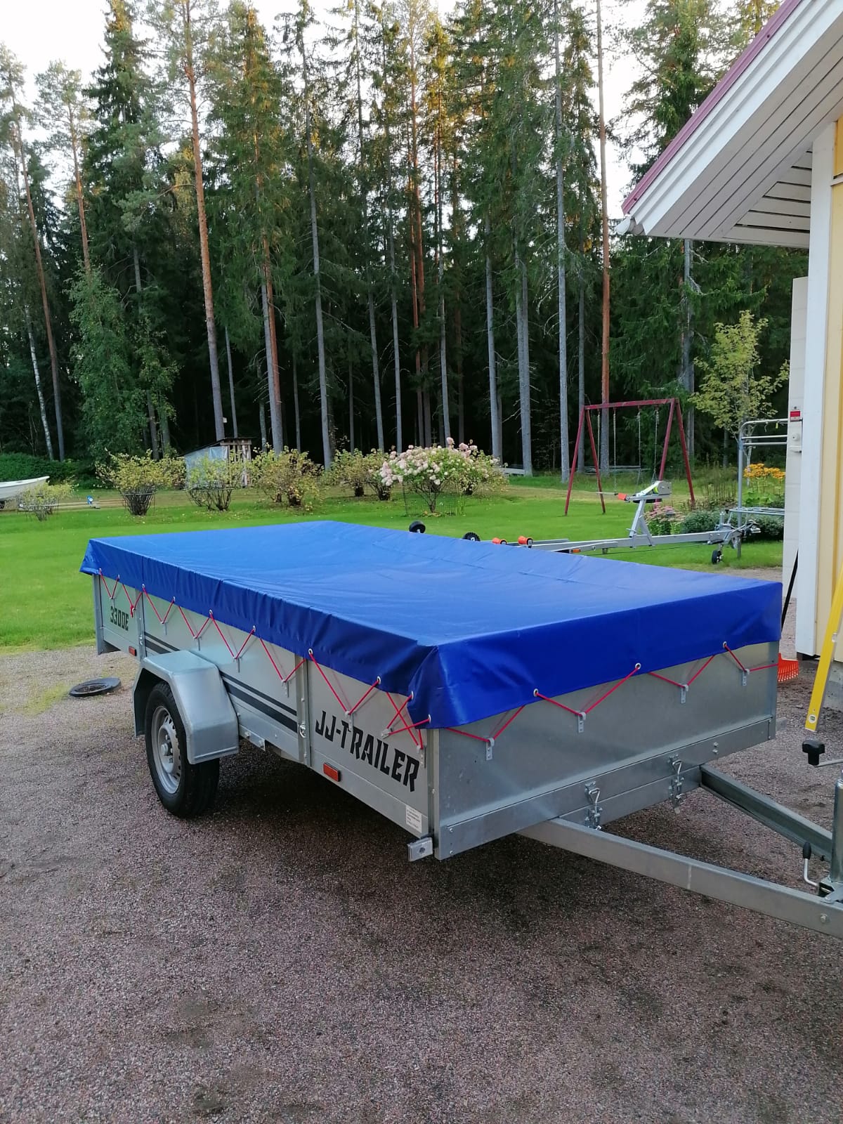 Perävaunun pressu