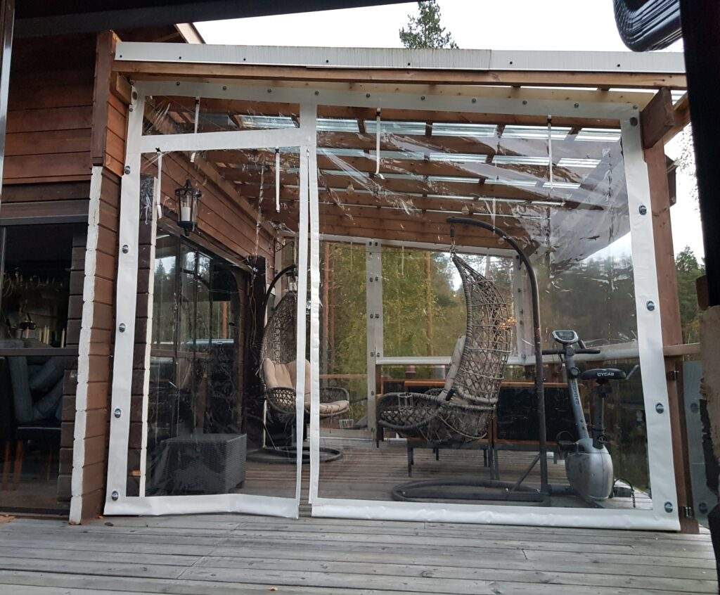 Läpinäkyvät PVC-verhot terassille ilman suurta remonttia