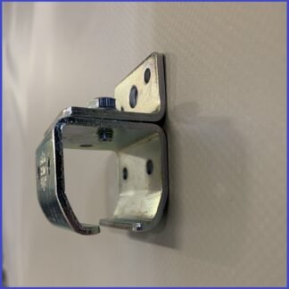 Seinään kiinnitettävä kiskosarja rullilla PVC-kalvolle