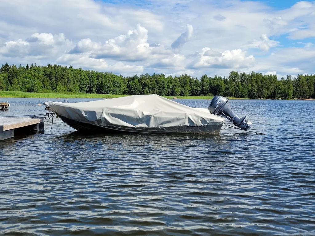 vedenpitävä satamapeite veneelle